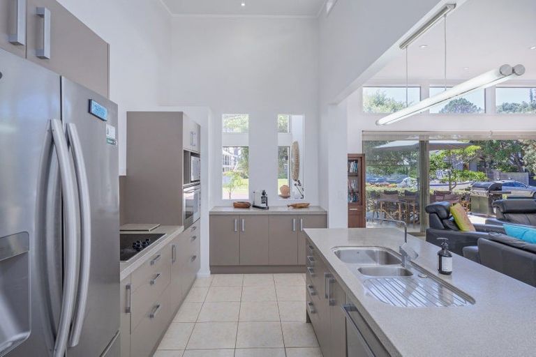 Photo of property in 6 Prescott Place, Pauanui, Hikuai, 3579