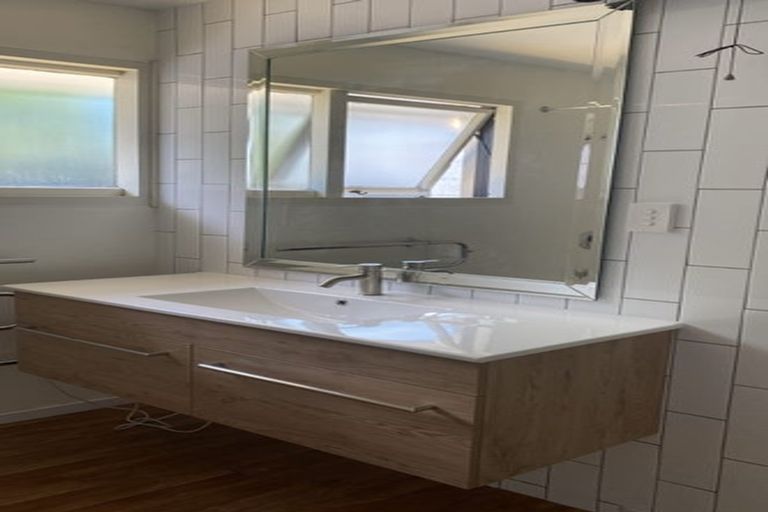 Photo of property in 91a Memorial Avenue, Ilam, Christchurch, 8053