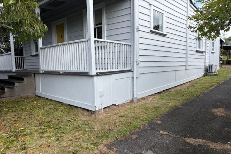 Photo of property in 55 Hutchinson Avenue, New Lynn, Auckland, 0600