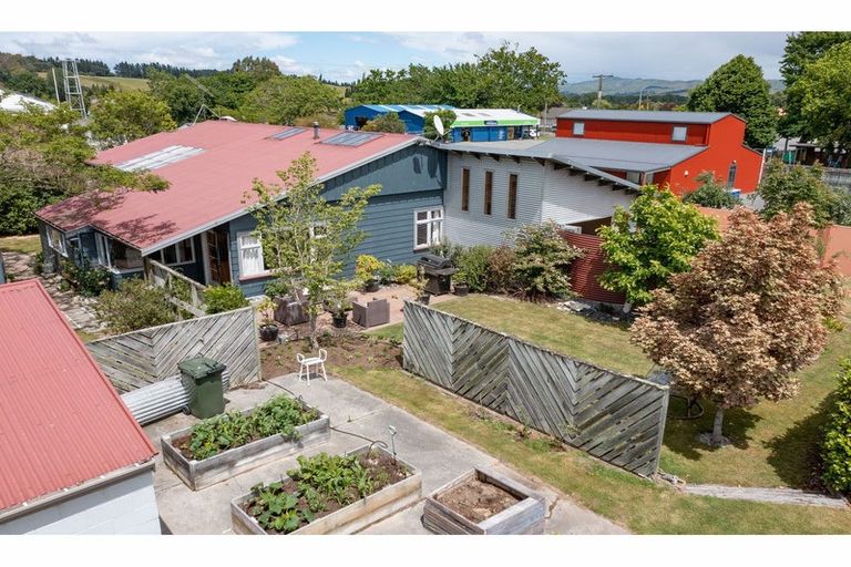 Photo of property in 1 Caverhill Road, Cheviot, 7310