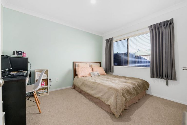 Photo of property in 33 Cate Road, Rototuna North, Hamilton, 3210