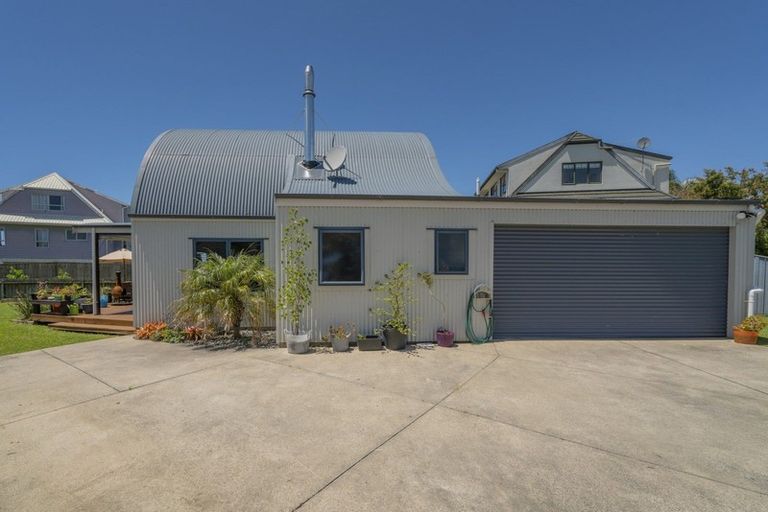 Photo of property in 187a Cook Drive, Whitianga, 3510