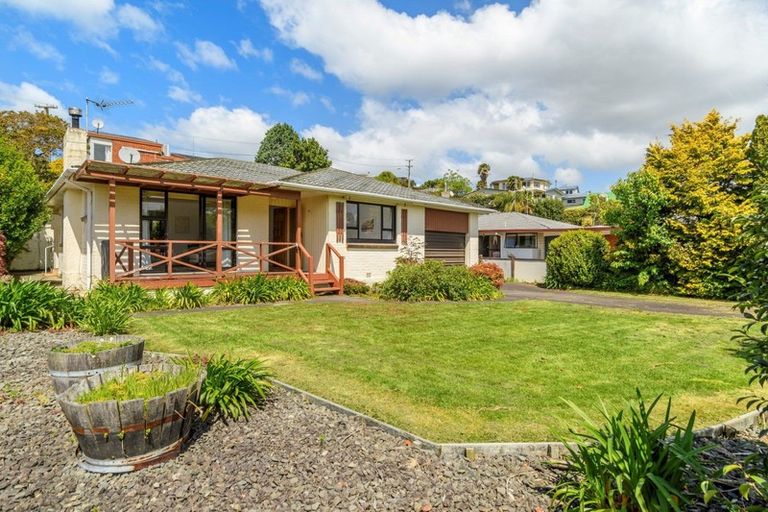 Photo of property in 92 Vale Street, Otumoetai, Tauranga, 3110