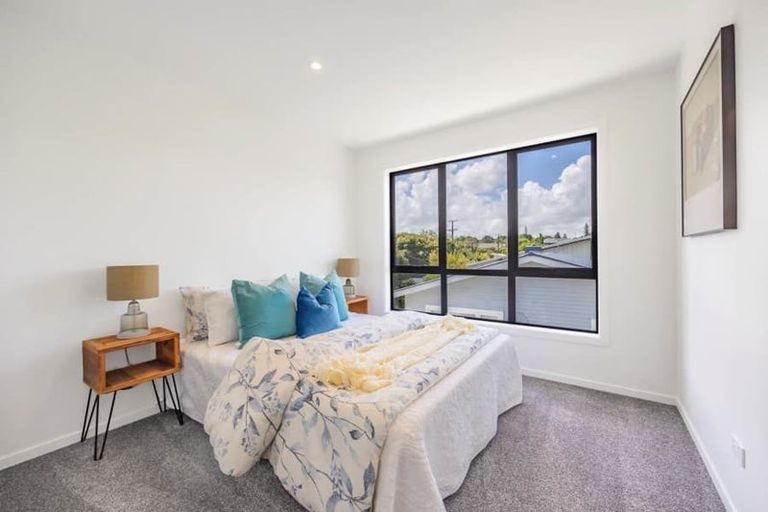 Photo of property in 8/8 Sheehan Road, Te Atatu South, Auckland, 0610