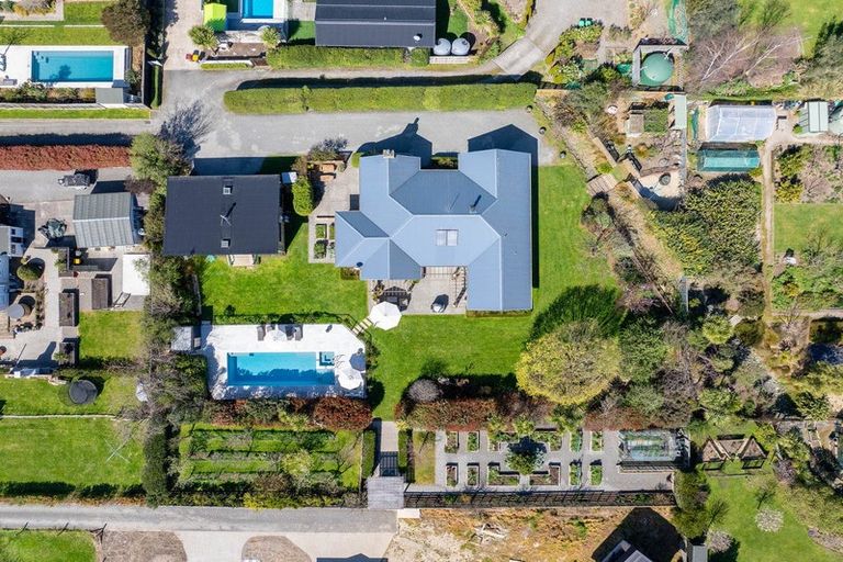 Photo of property in 36 Grey Street, Martinborough, 5711