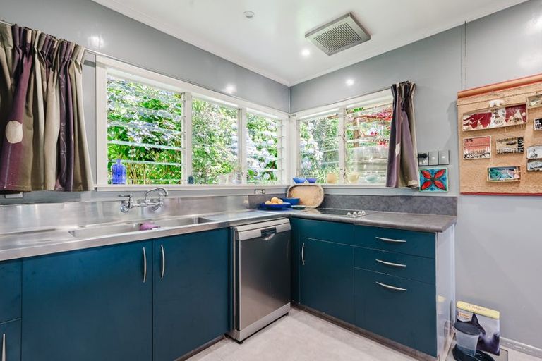 Photo of property in 4 Mahoe Street, Melville, Hamilton, 3206