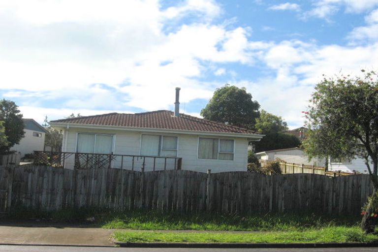 Photo of property in 118 Aviemore Drive, Highland Park, Auckland, 2010