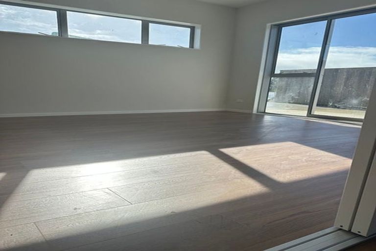 Photo of property in 10 Benjamin Place, Clevedon, Papakura, 2582