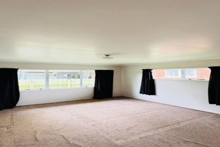 Photo of property in 19 Walmsley Road, Mangere, Auckland, 2022