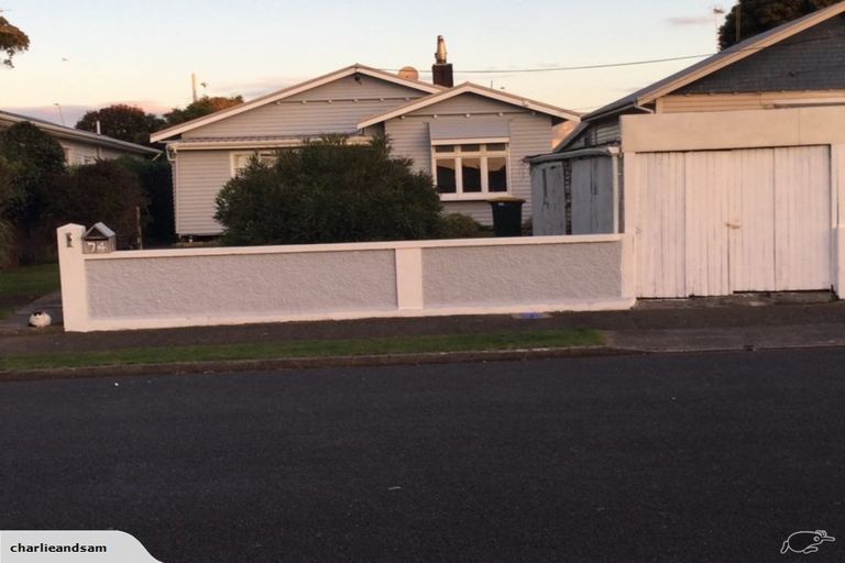 Photo of property in 74 Buller Street, New Plymouth, 4312