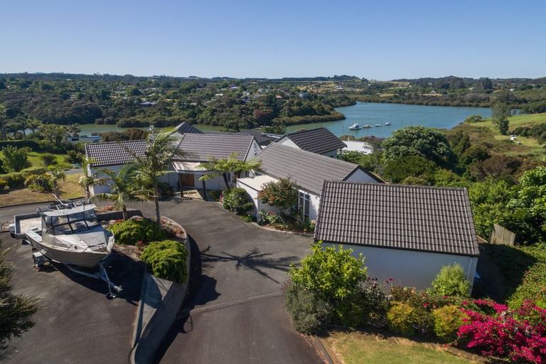 Photo of property in 36 Rarere Terrace, Kerikeri, 0230