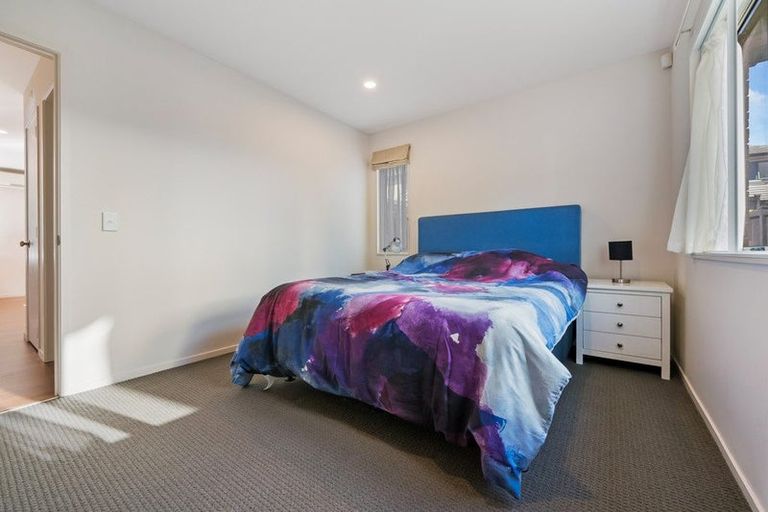 Photo of property in 11 Kouras Place, Flat Bush, Auckland, 2016