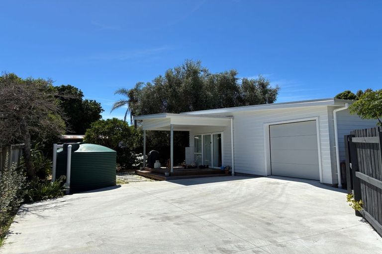 Photo of property in 2 Second View Avenue, Beachlands, Auckland, 2018