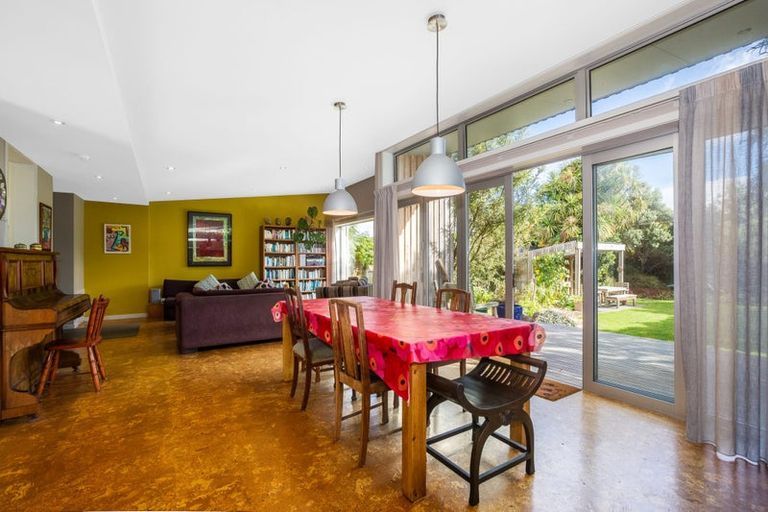 Photo of property in 42 Hathaway Avenue, Boulcott, Lower Hutt, 5010