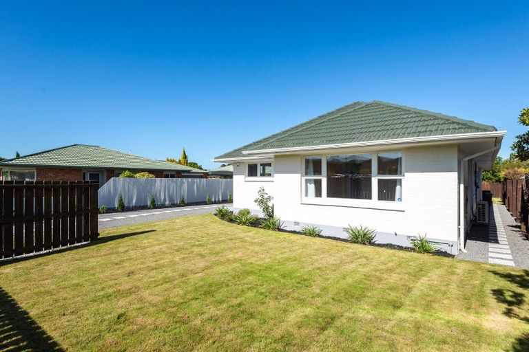 Photo of property in 82 Main North Road, Papanui, Christchurch, 8052