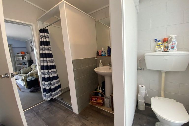 Photo of property in 4/119 Junction Road, Welbourn, New Plymouth, 4371