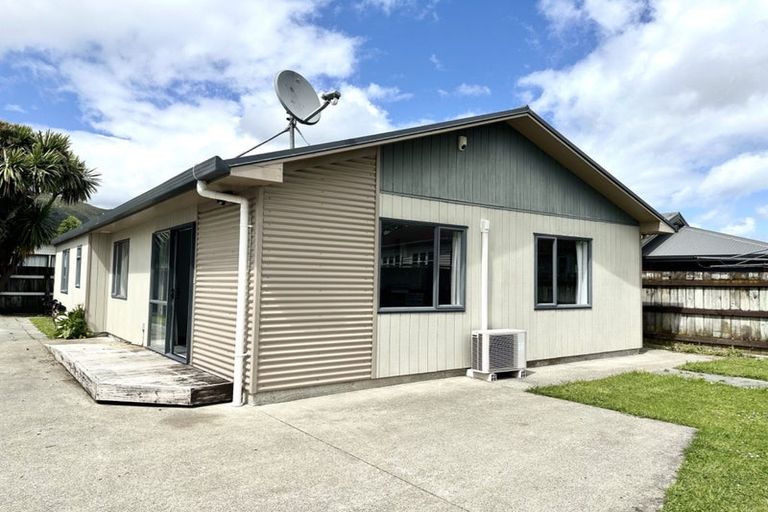 Photo of property in 40a Bush Street, Naenae, Lower Hutt, 5011