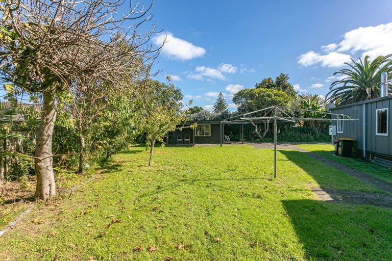 Photo of property in 37 Cook Drive, Whitianga, 3510