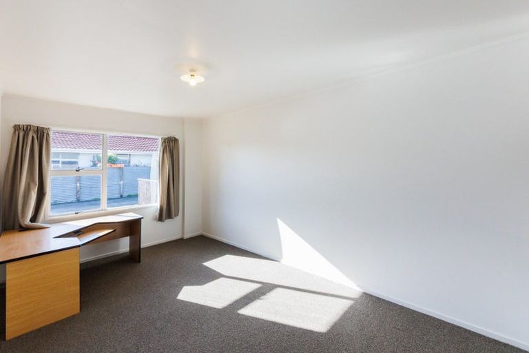 Photo of property in 718c Pioneer Highway, Takaro, Palmerston North, 4412
