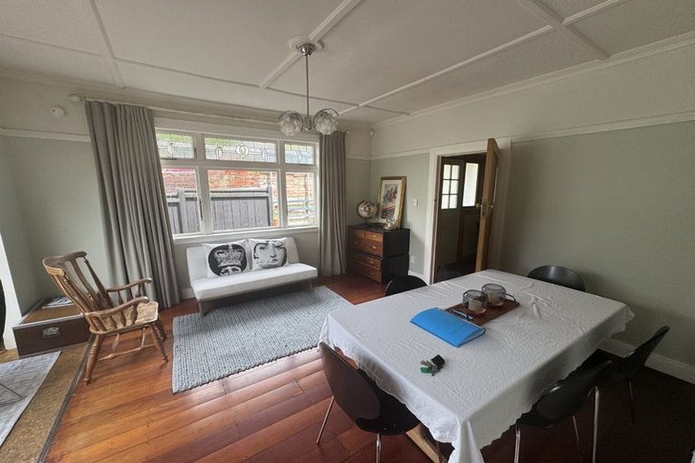 Photo of property in 26 Burma Road, Khandallah, Wellington, 6035