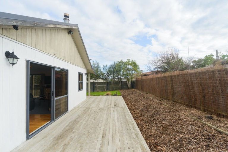 Photo of property in 130 Hillcrest Drive, Kelvin Grove, Palmerston North, 4414