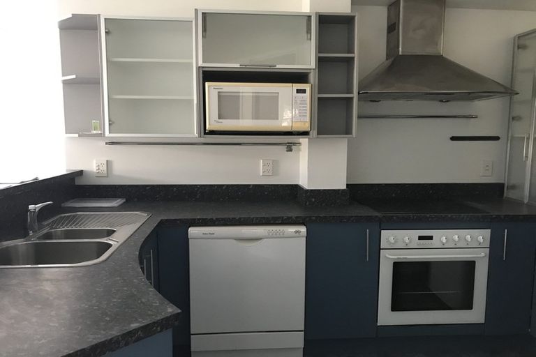 Photo of property in Courtenay Apartments, 601/120 Courtenay Place, Te Aro, Wellington, 6011