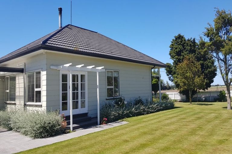 Photo of property in 84 Prossers Road, Leeston, 7682