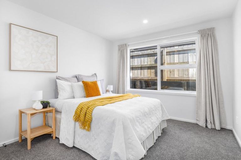 Photo of property in 40 Hokioi Drive, Kenepuru, Porirua, 5022