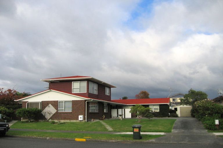 Photo of property in 54 Belvedere Avenue, Waikanae, 5036