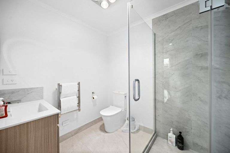 Photo of property in 1 Oku Close, Hillcrest, Hamilton, 3216