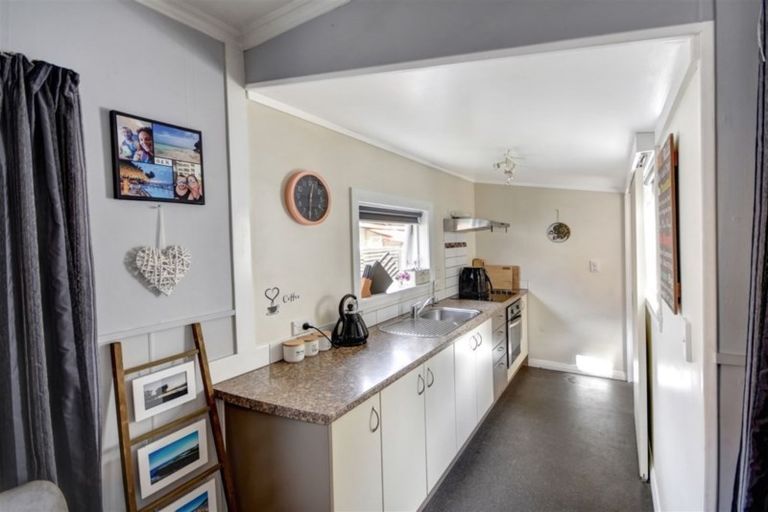 Photo of property in 33 Crown Street, North East Valley, Dunedin, 9010