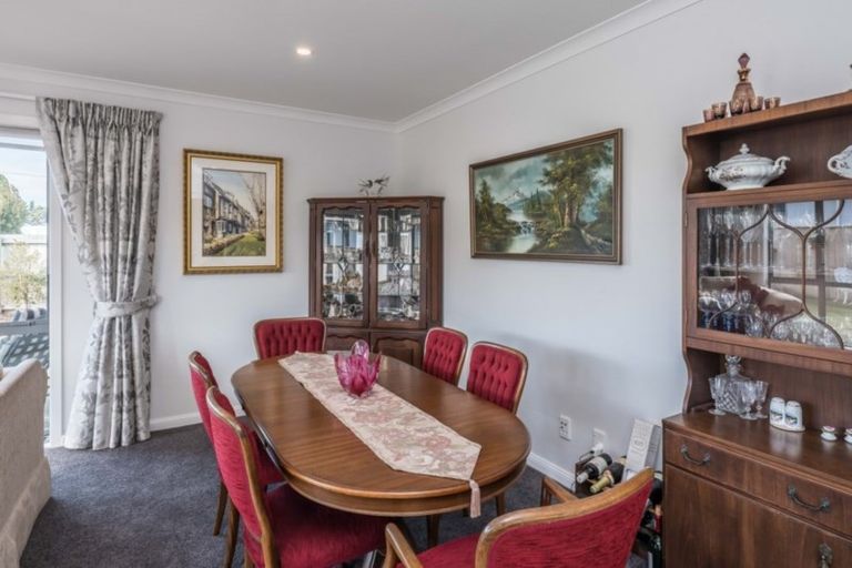 Photo of property in 12 Christow Court, Paraparaumu, 5032