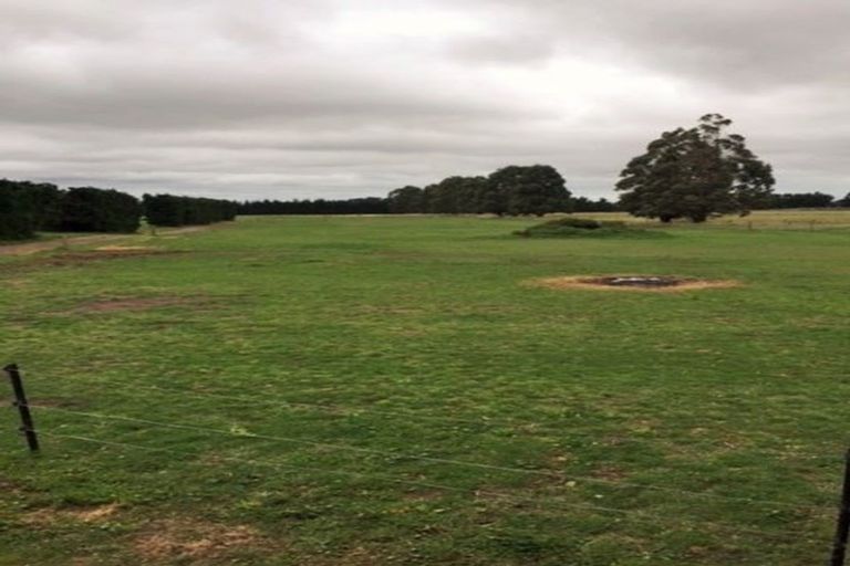 Photo of property in 99 Torlesse Road, West Melton, Christchurch, 7671