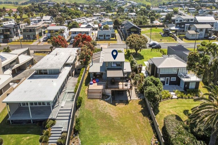 Photo of property in 9 Dillon Street, Waihi Beach, 3611