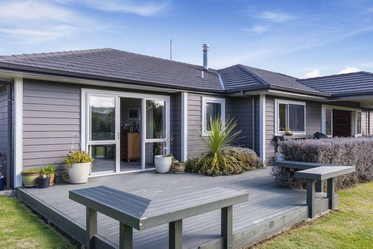 Photo of property in 20 Montgomery Crescent, Kinloch, Taupo, 3377