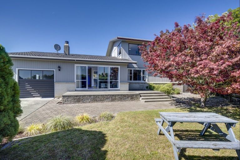 Photo of property in 17 Lichfield Crescent, Tamatea, Napier, 4112