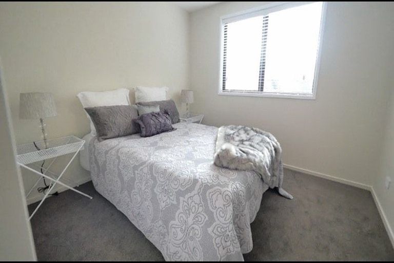 Photo of property in 1/21 Hills Road, Edgeware, Christchurch, 8013