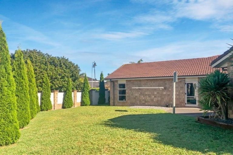 Photo of property in 2 Somerton Drive, Huntington, Hamilton, 3210