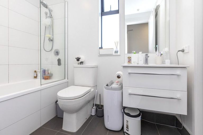 Photo of property in 2/341 Madras Street, Christchurch Central, Christchurch, 8013