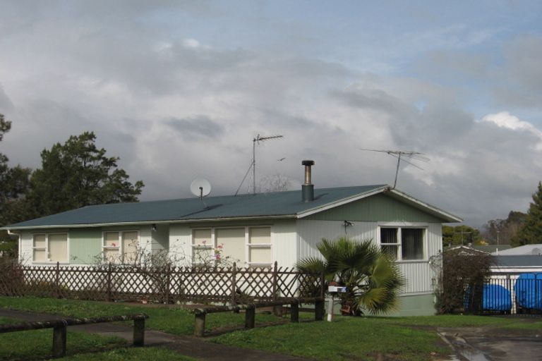 Photo of property in 23 Chantal Place, Red Hill, Papakura, 2110
