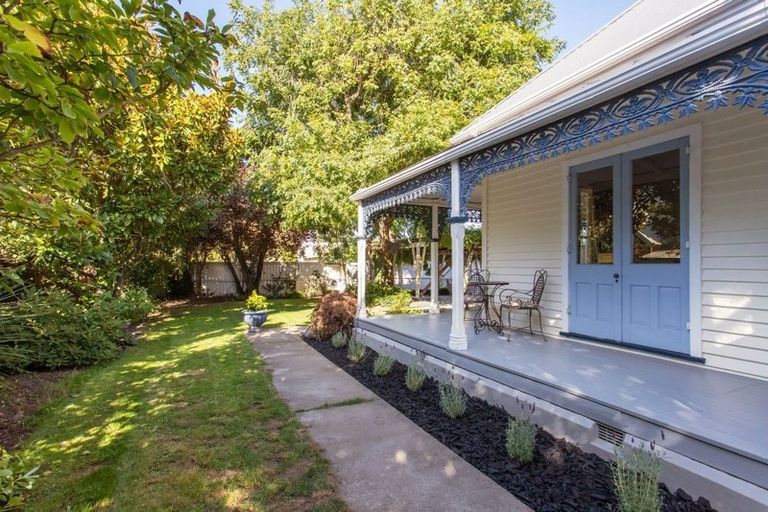 Photo of property in 121 Champion Street, Edgeware, Christchurch, 8013