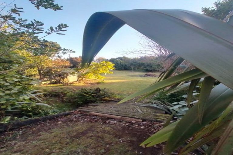 Photo of property in 76 Kekeua Road, Warea, New Plymouth, 4381