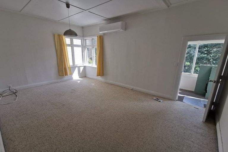 Photo of property in 2/37 Wilton Road, Wadestown, Wellington, 6012