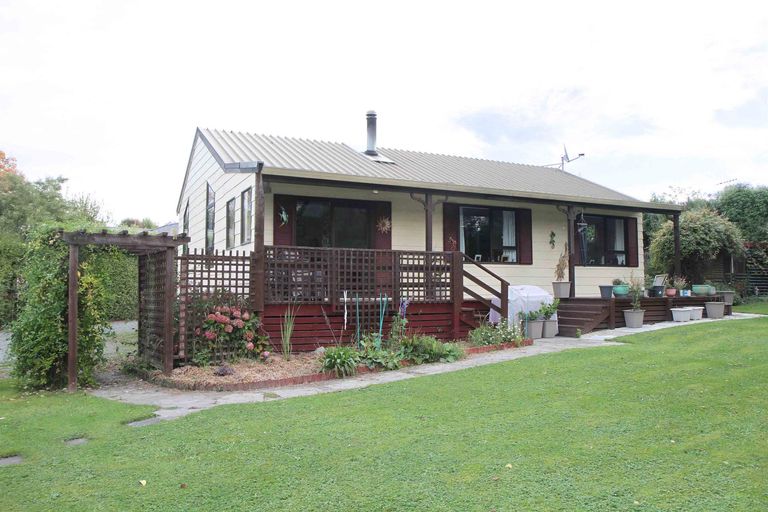Photo of property in 24 Gresham Street, Geraldine, 7930