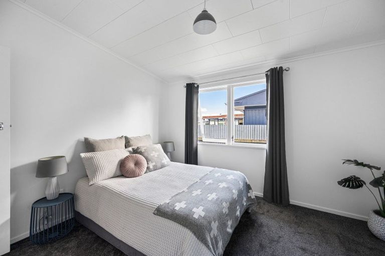 Photo of property in 33 Alexander Avenue, Onekawa, Napier, 4110