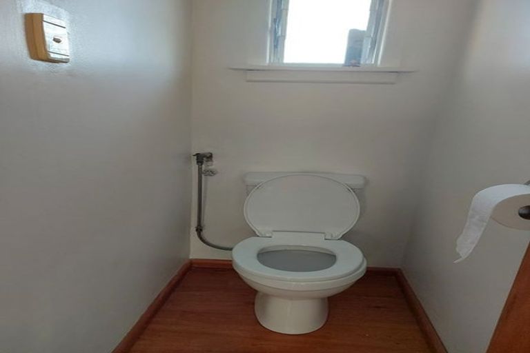 Photo of property in 5 Dalton Place, Burnside, Christchurch, 8053