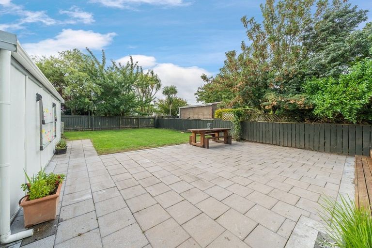 Photo of property in 1 Heath Grove, Waiwhetu, Lower Hutt, 5010