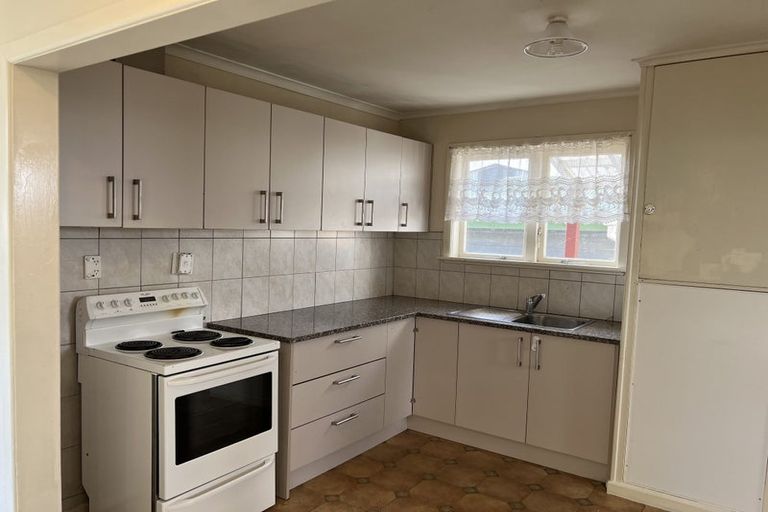 Photo of property in 7 Kent Road, Manurewa, Auckland, 2102