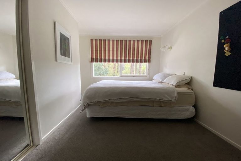 Photo of property in 107 Matipo Road, Mairangi Bay, Auckland, 0630