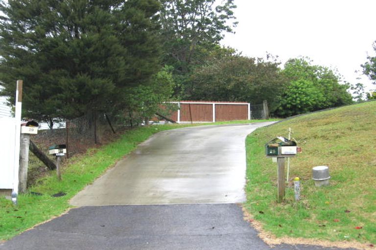 Photo of property in 2/25 Lucinda Place, Glen Eden, Auckland, 0602